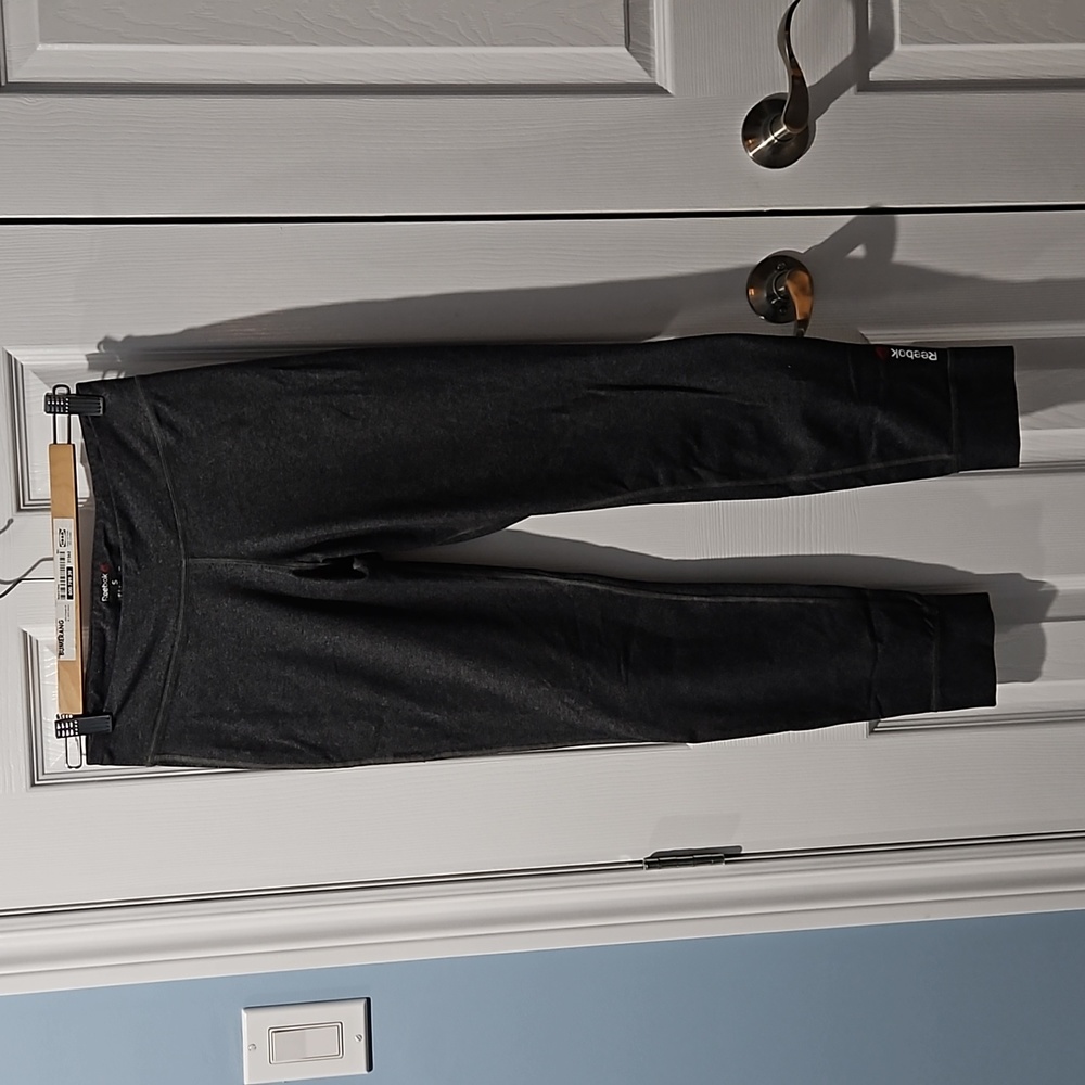 Reebok legging size small